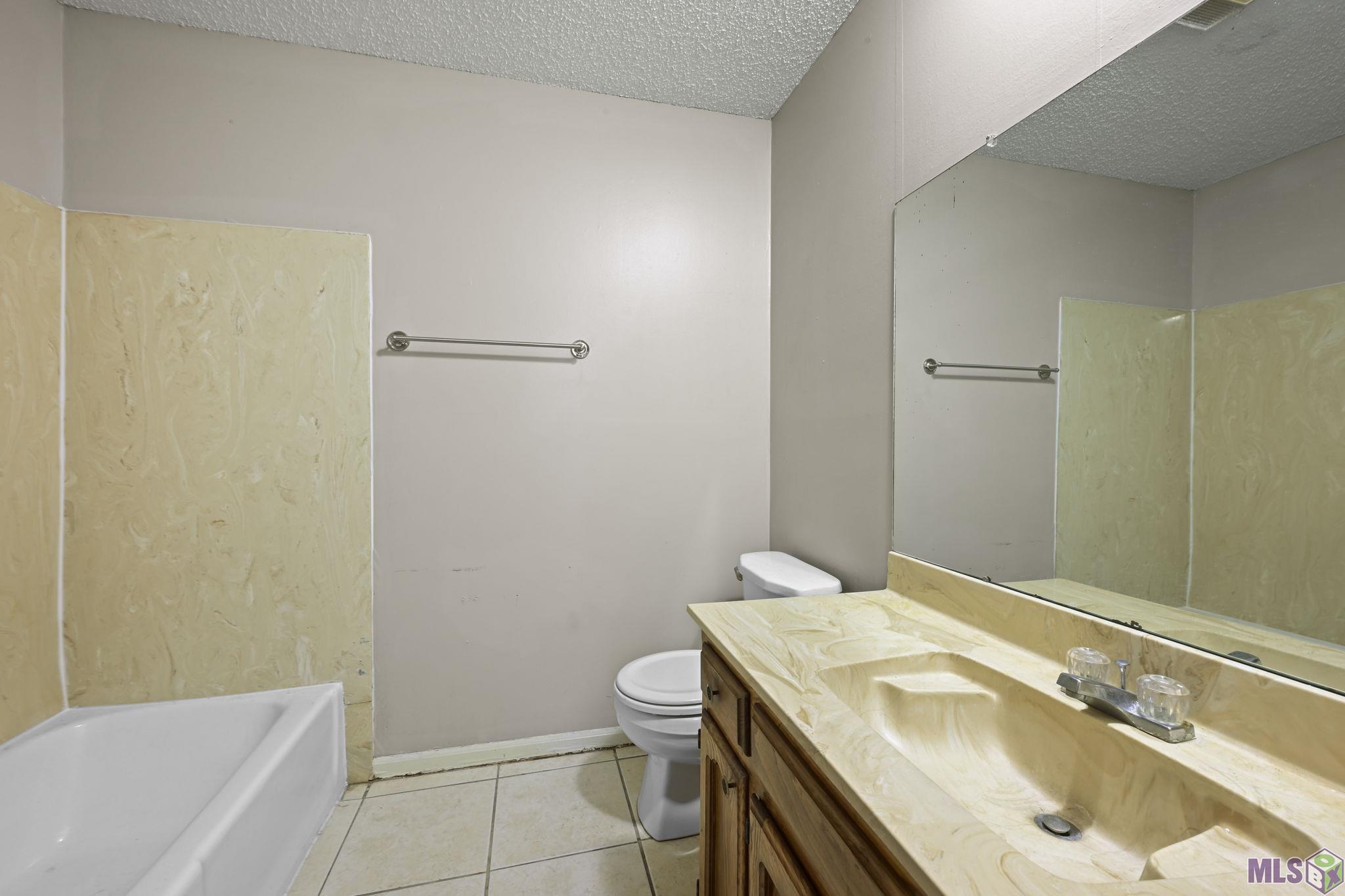 1817 Stonegate Court Baton Rouge, LA 70815 - Photo 8 of 13 Gallery Image 8