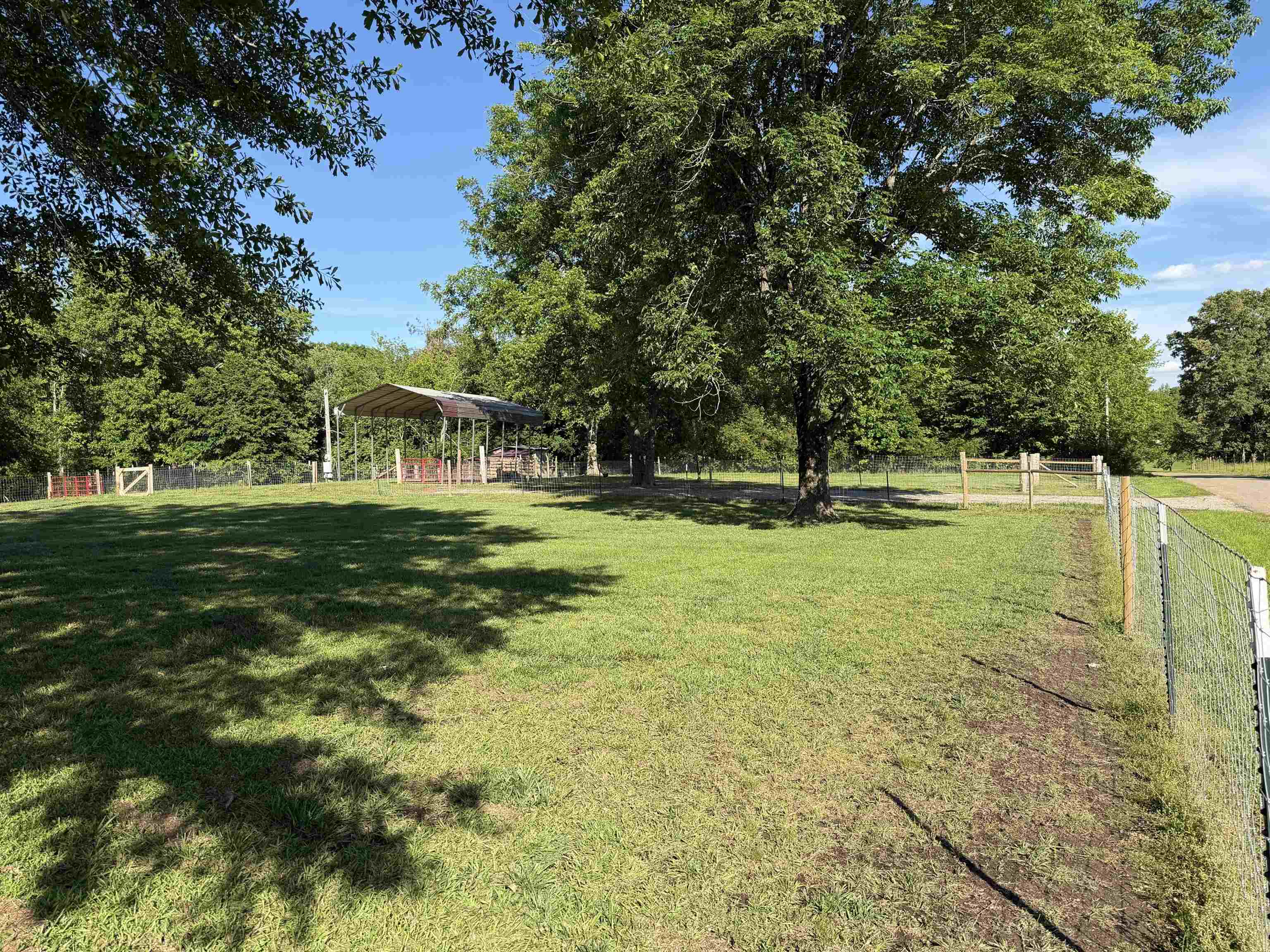 1120 Jot Em Down Road Morris Chapel, TN 38361 - Photo 37 of 40