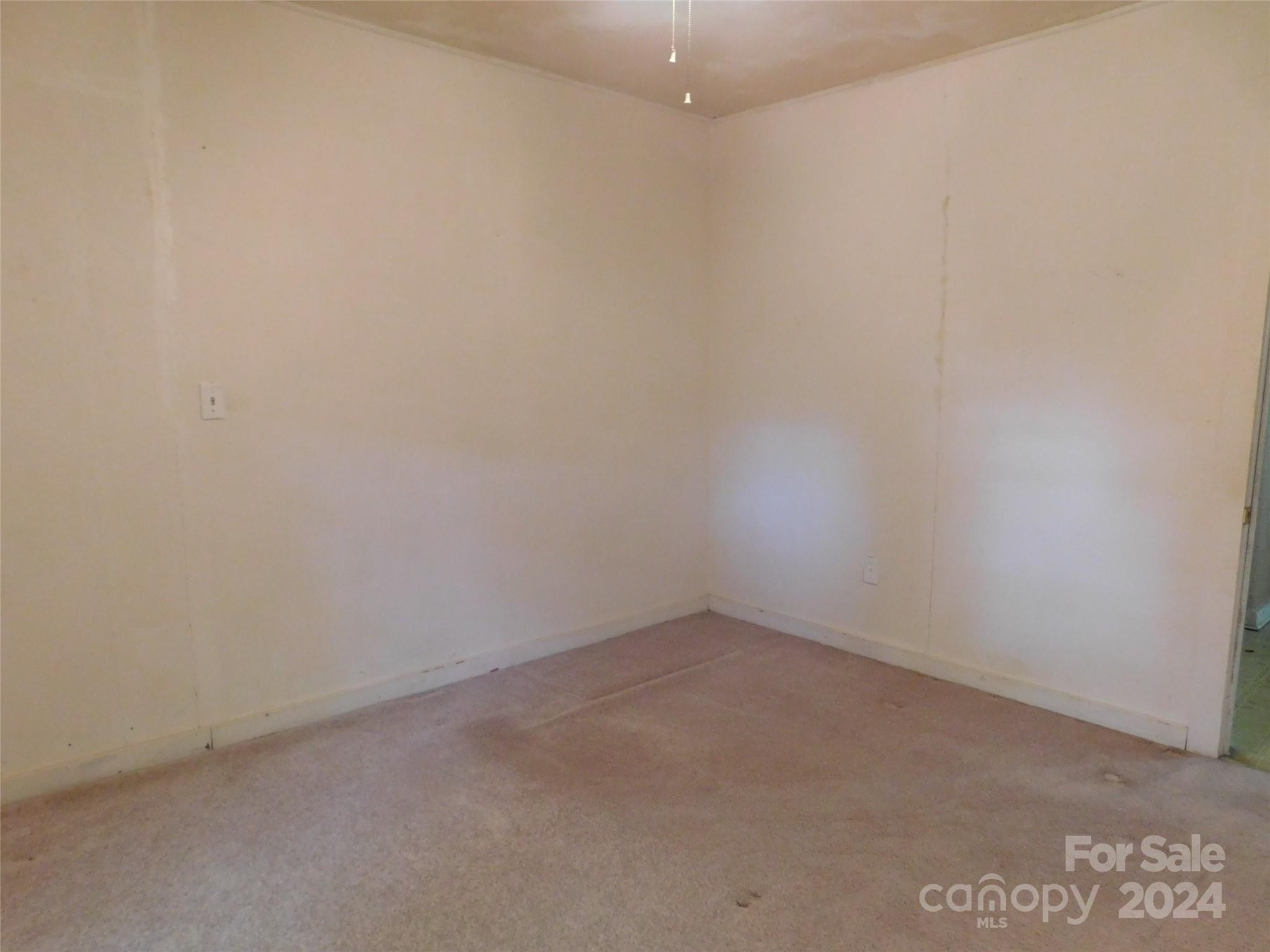 146 Browning Road Waynesville, NC 28786 - Photo 21 of 32 a view of an empty room