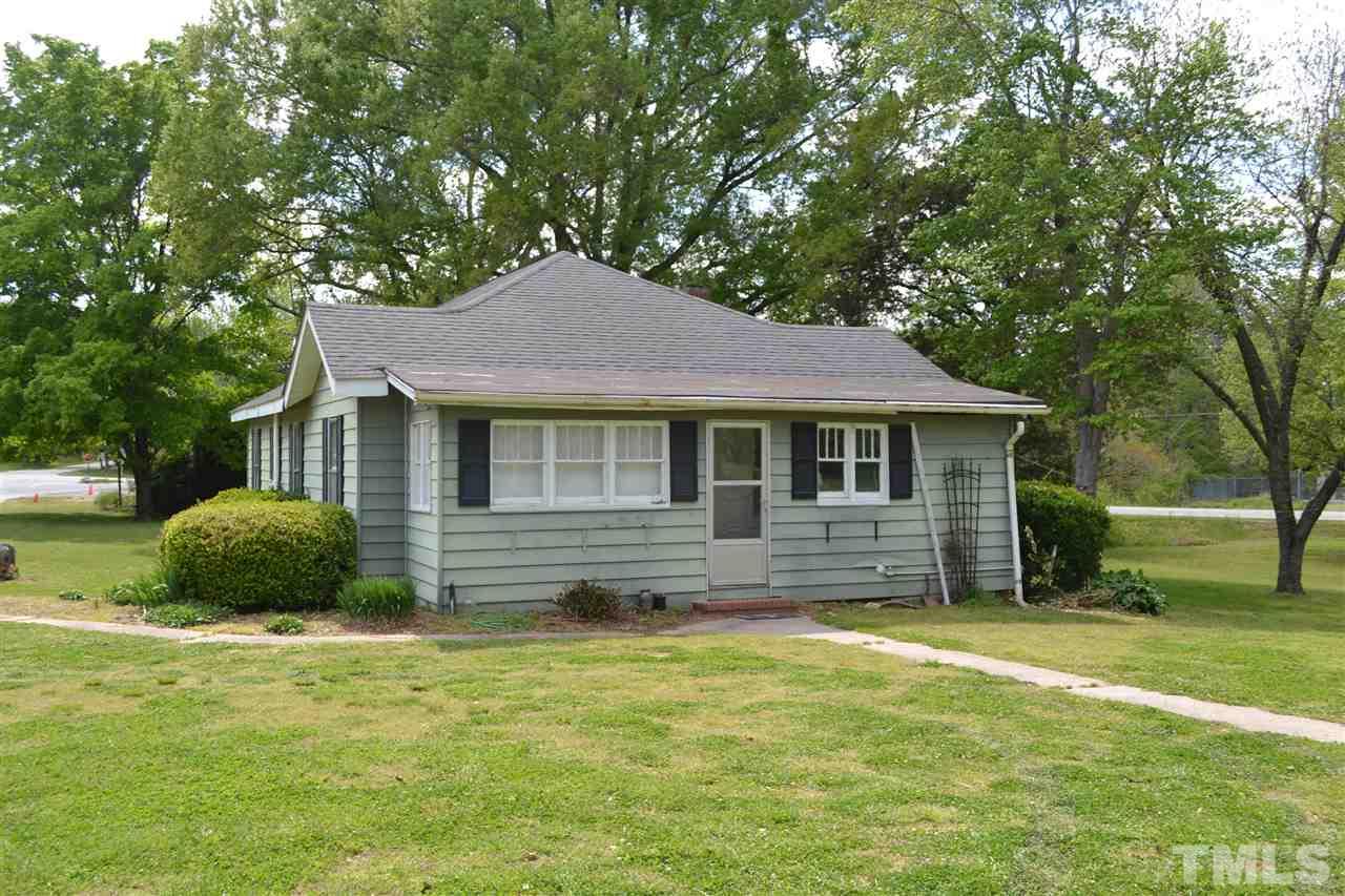 69 Nutbush Road Henderson, NC 27537 - Photo 3 of 12 Gallery Image 3