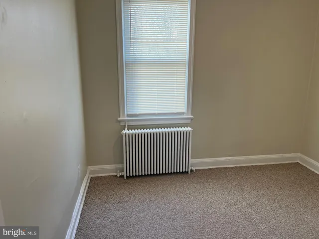 $1,400 | 8009 Garland Avenue, Unit 2, Takoma Park, MD 20912