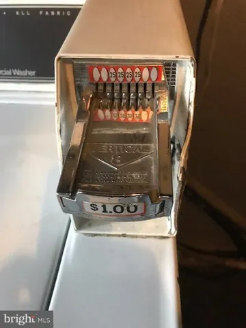 $1,400 | 8009 Garland Avenue, Unit 2, Takoma Park, MD 20912