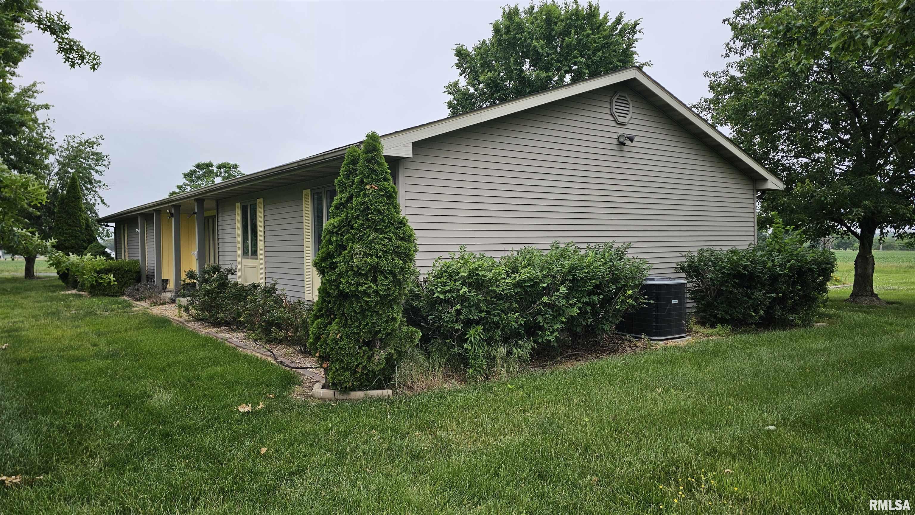3866 North Reed Station Road De Soto, IL 62924 - Photo 2 of 6
