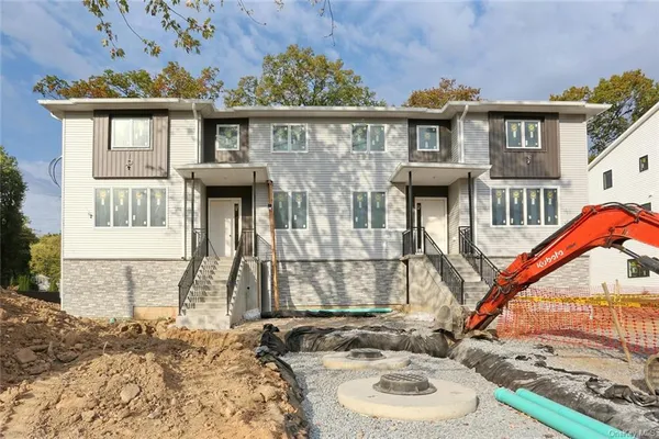 $1,500,000 | 23 Northbrook Road, Unit 101, Spring Valley, NY 10977