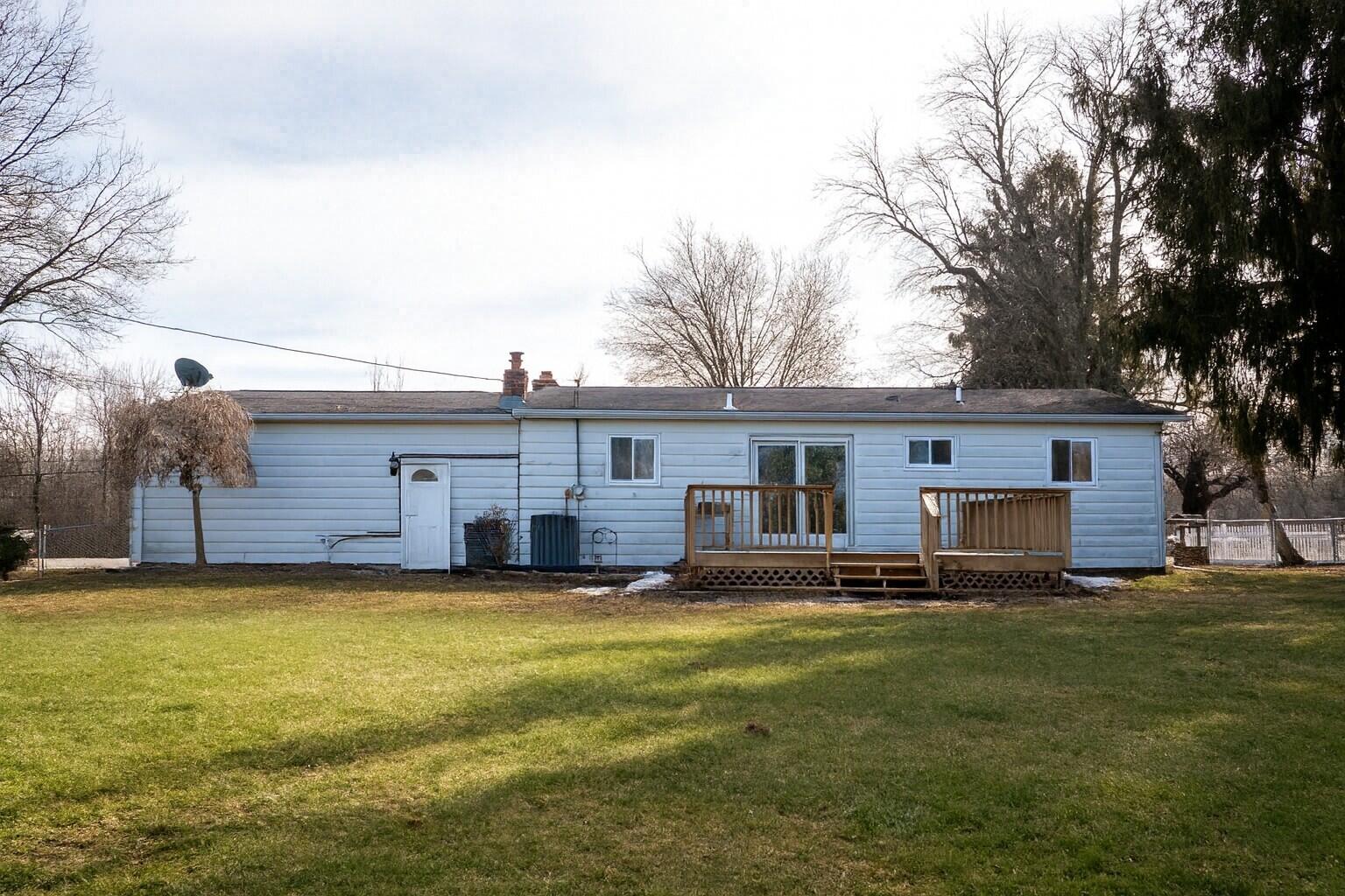 635 East Mill Street Capac, MI 48014 - Photo 6 of 29 Back View