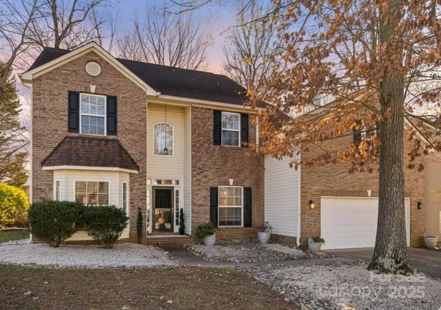 $550,000 | 2426 Tory Oak Place, Matthews, NC 28105
