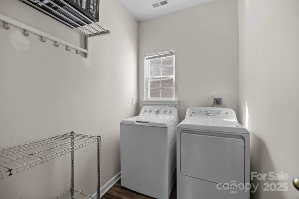 $535,000 | 2426 Tory Oak Place, Matthews, NC 28105