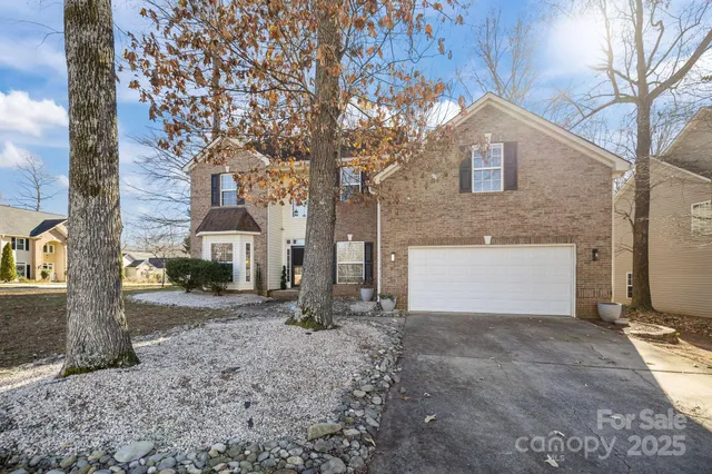$550,000 | 2426 Tory Oak Place, Matthews, NC 28105