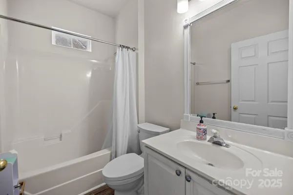 $535,000 | 2426 Tory Oak Place, Matthews, NC 28105