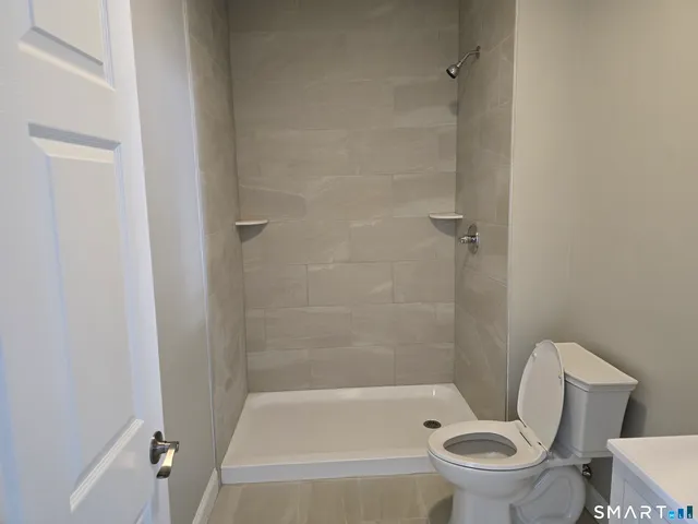 $1,700 | 775 Main Street, Unit 1, Torrington, CT 06790