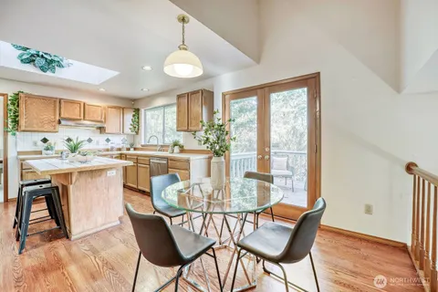 $1,350,000 | 7924 129th Place Southeast, Newcastle, WA 98056