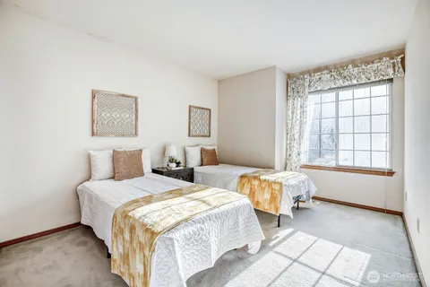 $1,350,000 | 7924 129th Place Southeast, Newcastle, WA 98056