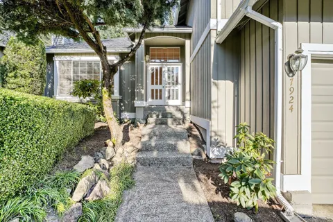 $1,350,000 | 7924 129th Place Southeast, Newcastle, WA 98056