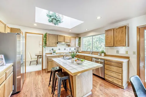 $1,350,000 | 7924 129th Place Southeast, Newcastle, WA 98056