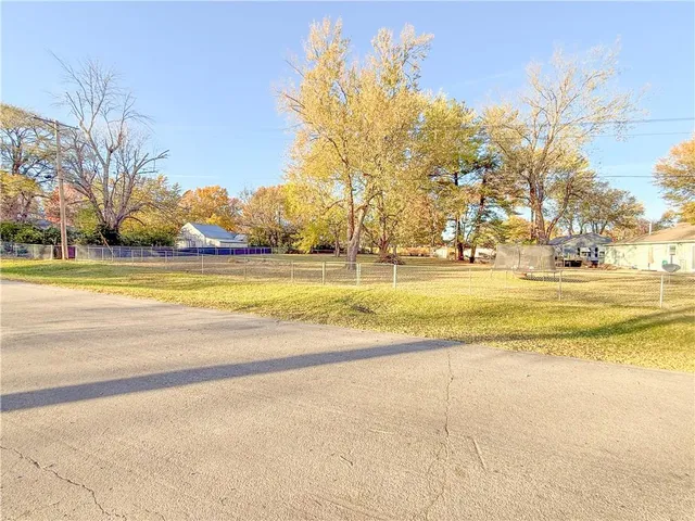 $235,000 | 13520 Cypress Avenue, Grandview, MO 64030