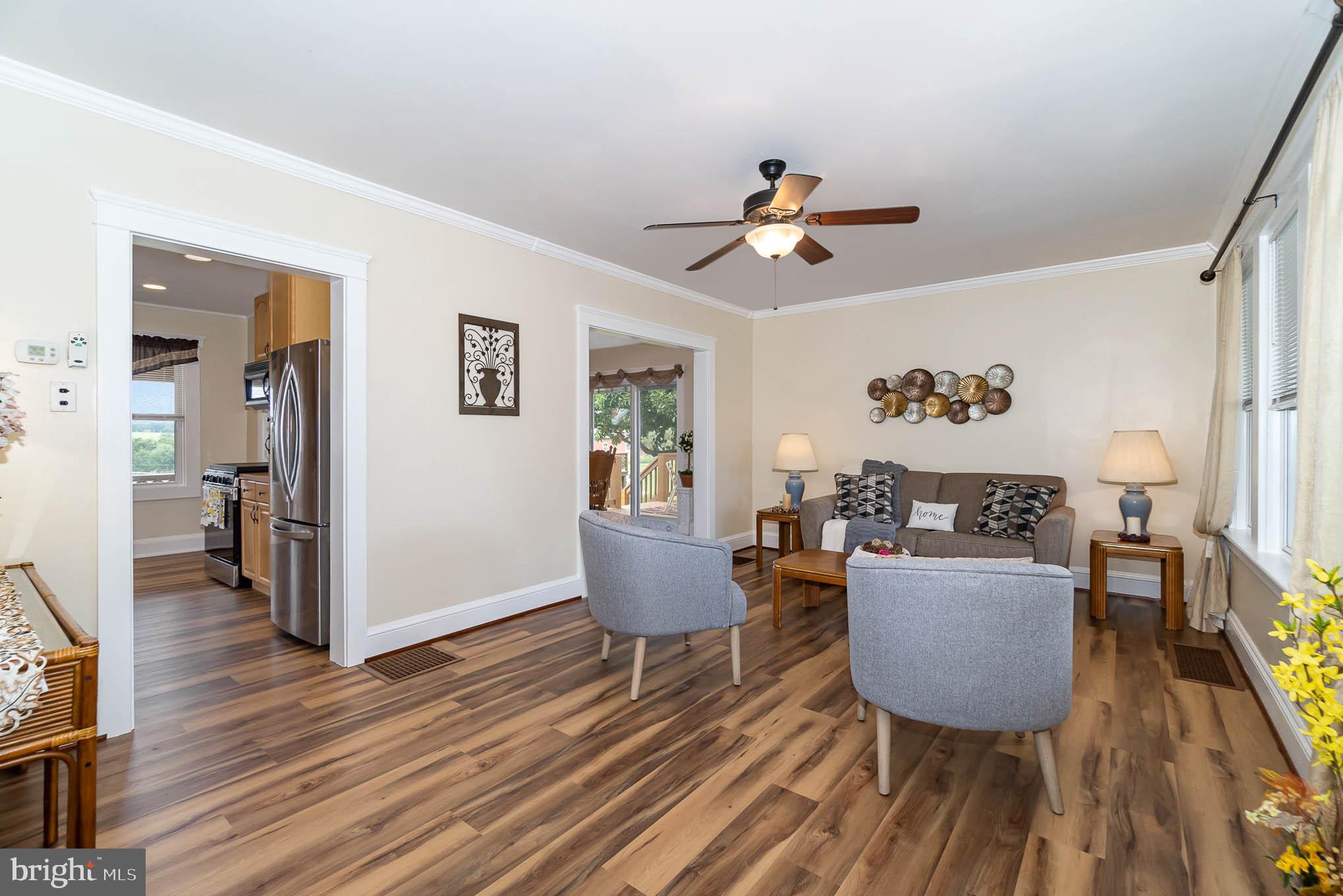 1774 Jefferson Road Spring Grove, PA 17362 - Photo 4 of 34
