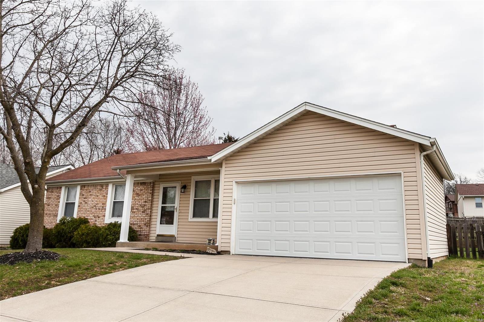 1322 Whispering Ridge Lane St. Peters, MO 63376 - Photo 1 of 40