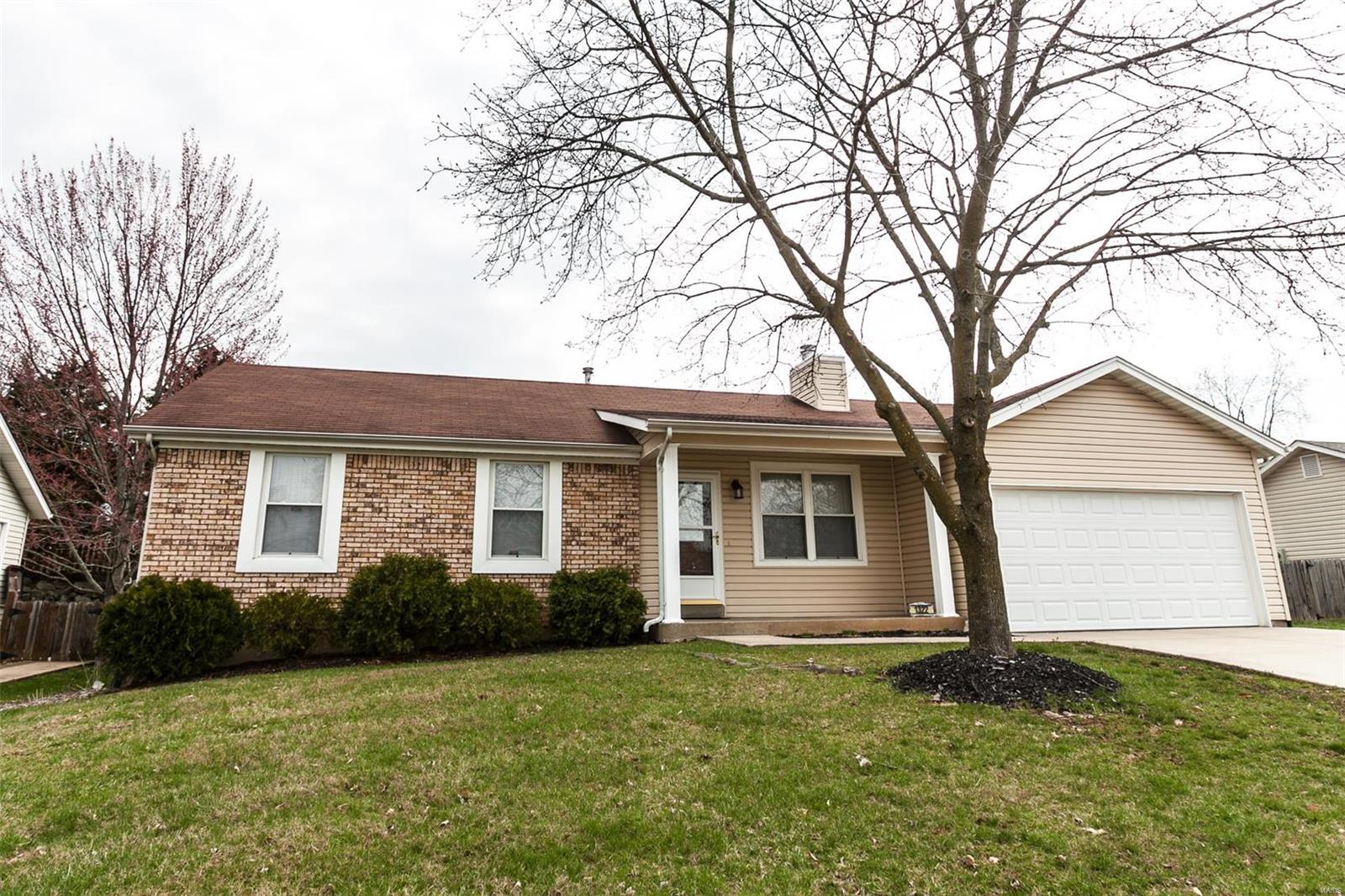 1322 Whispering Ridge Lane St. Peters, MO 63376 - Photo 4 of 40