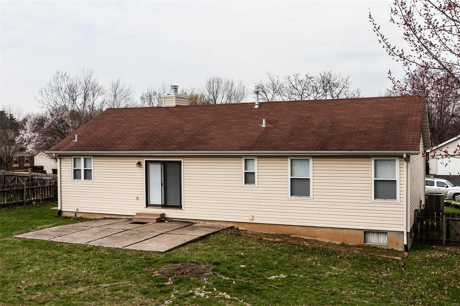 1322 Whispering Ridge Lane St. Peters, MO 63376 - Photo 31 of 40