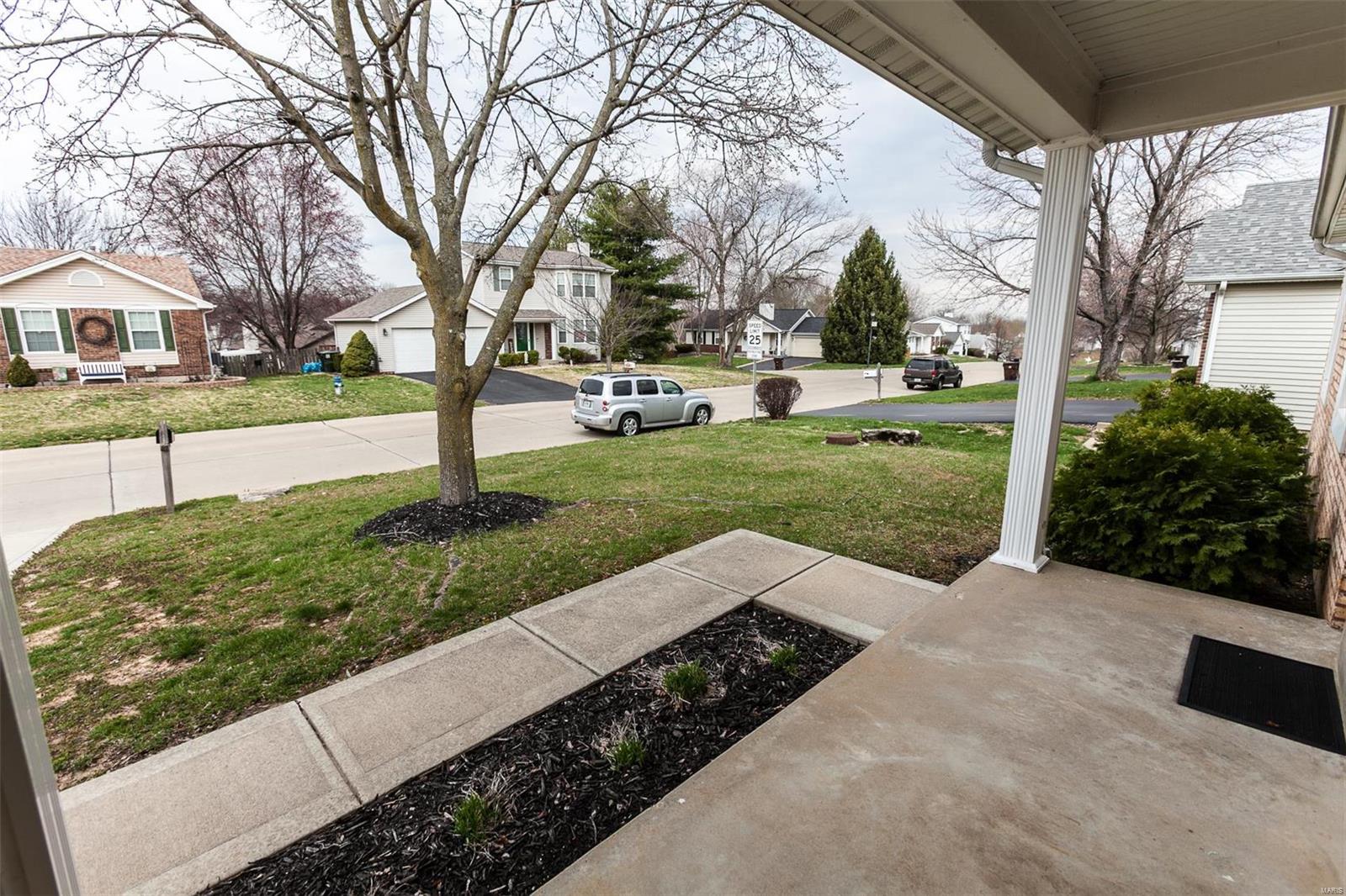 1322 Whispering Ridge Lane St. Peters, MO 63376 - Photo 6 of 40
