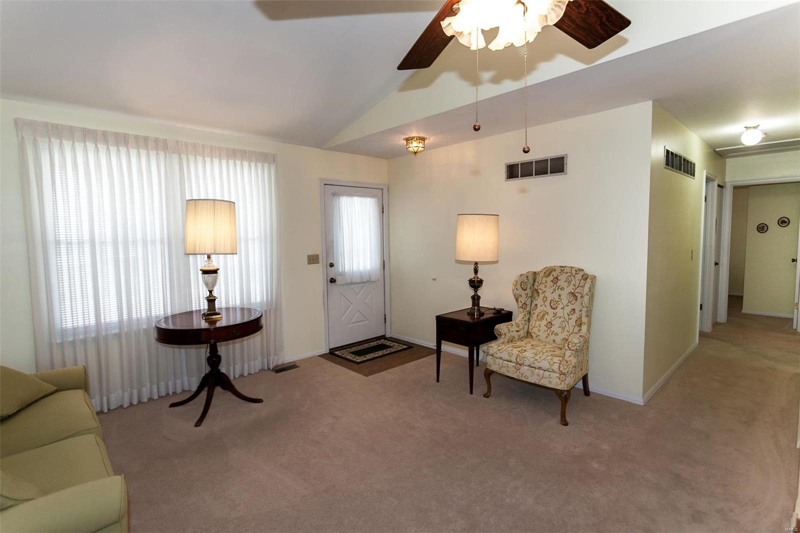 1322 Whispering Ridge Lane St. Peters, MO 63376 - Photo 7 of 40