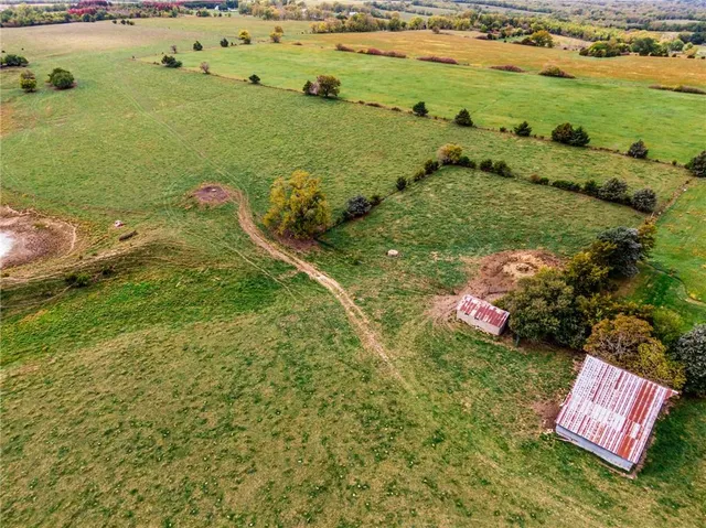 $1,500,000 | 311-th Switzer Road, Louisburg, KS 66053