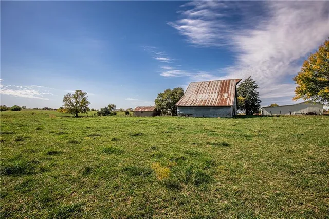 $1,500,000 | 311-th Switzer Road, Louisburg, KS 66053