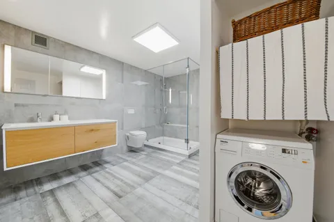 $1,295,000 | 1 Greene Street, Unit 305, Jersey City, NJ 07302