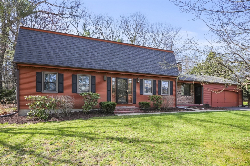 100 Ridgecrest Drive Westfield, MA 01085 - Photo 1 of 32