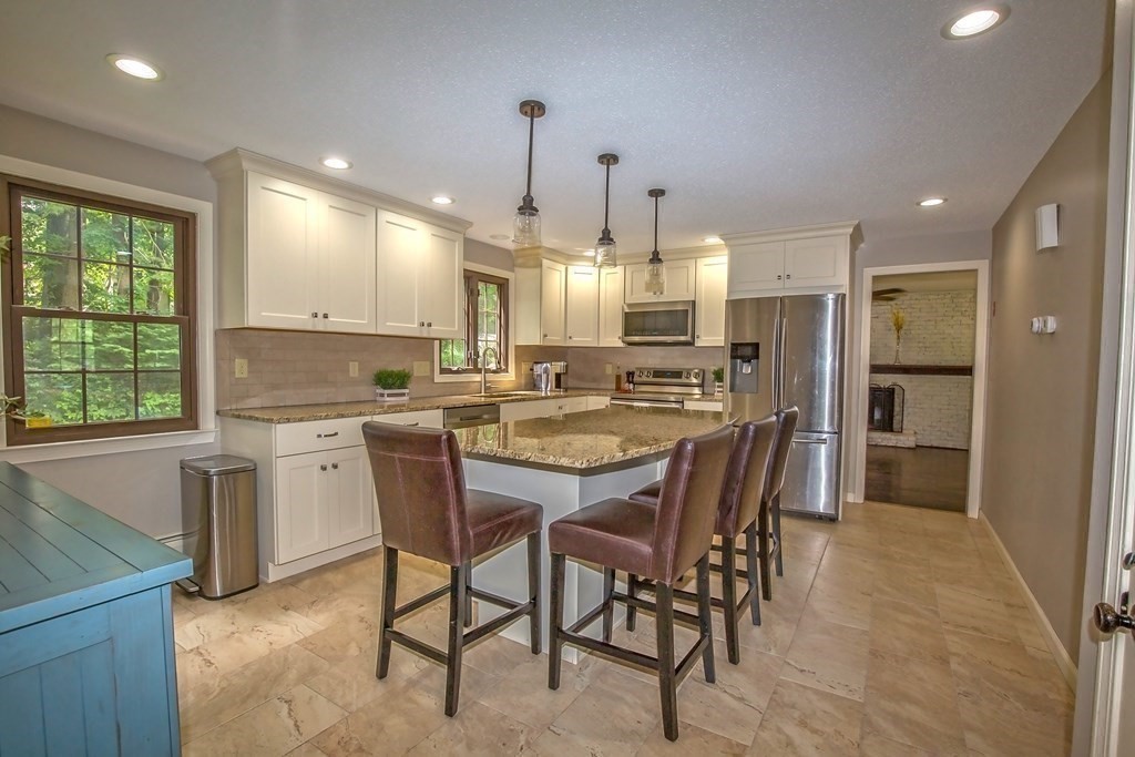 100 Ridgecrest Drive Westfield, MA 01085 - Photo 12 of 32