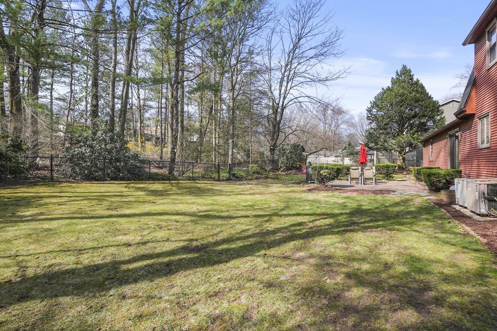 100 Ridgecrest Drive Westfield, MA 01085 - Photo 29 of 32