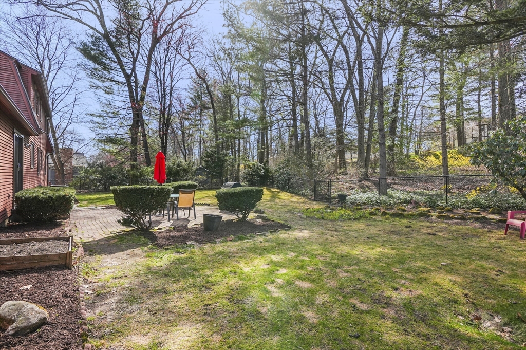 100 Ridgecrest Drive Westfield, MA 01085 - Photo 30 of 32