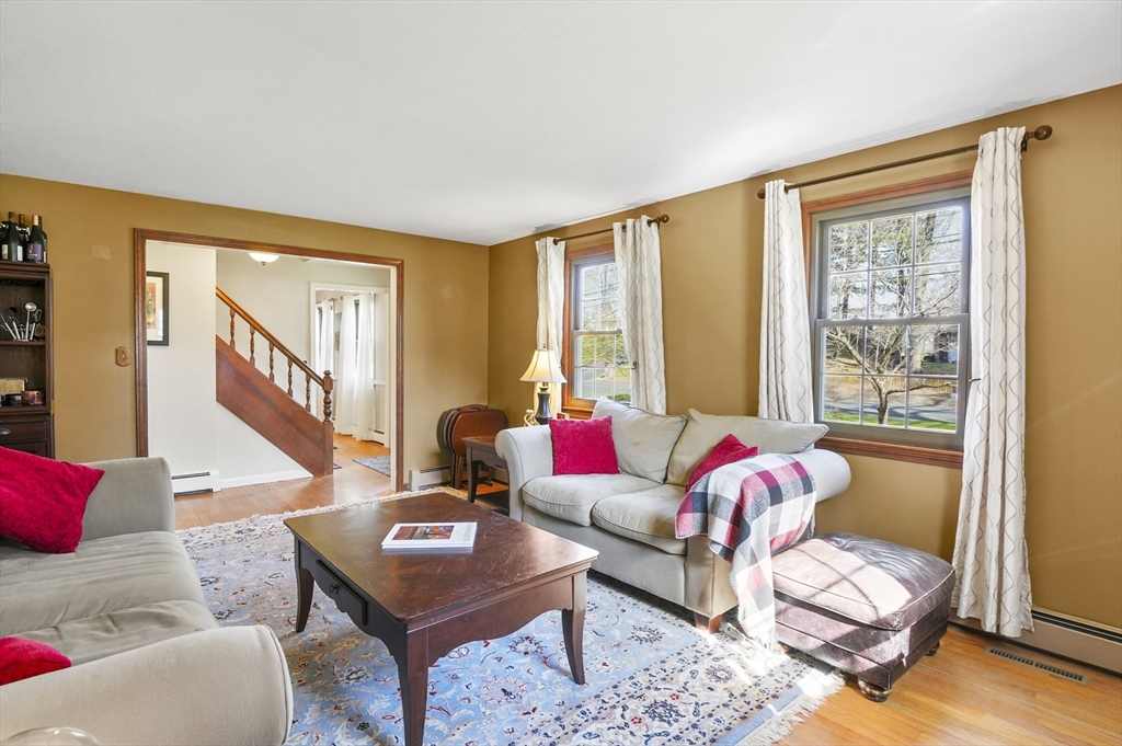 100 Ridgecrest Drive Westfield, MA 01085 - Photo 8 of 32