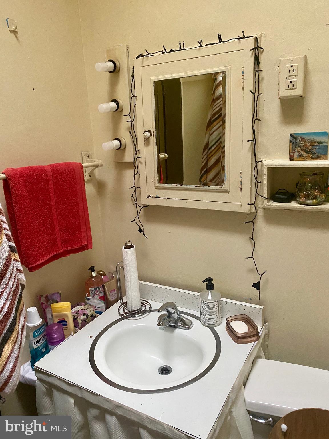 155 Springton Road Upper Darby, PA 19082 - Photo 13 of 19