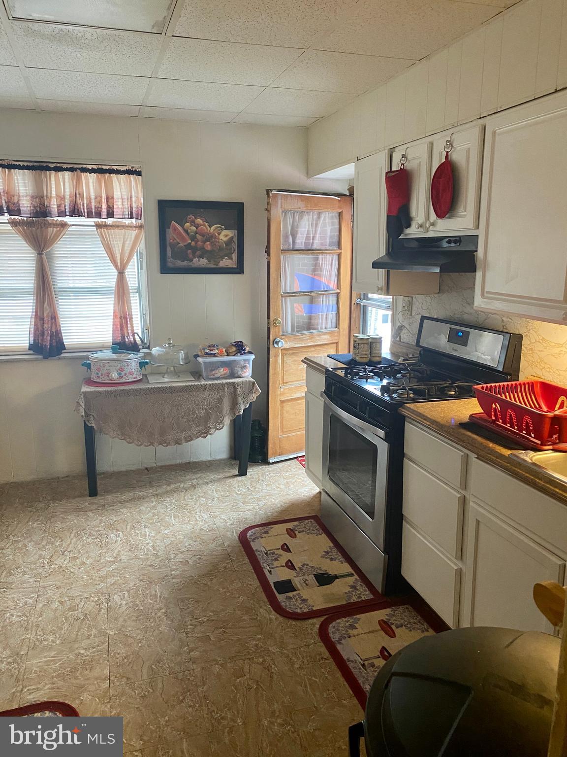 155 Springton Road Upper Darby, PA 19082 - Photo 7 of 19