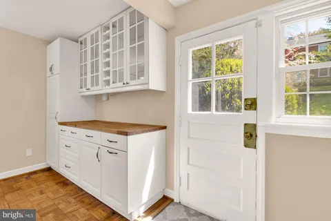 $269,000 | 1824 East-West Highway, Unit 1824, Silver Spring, MD 20910