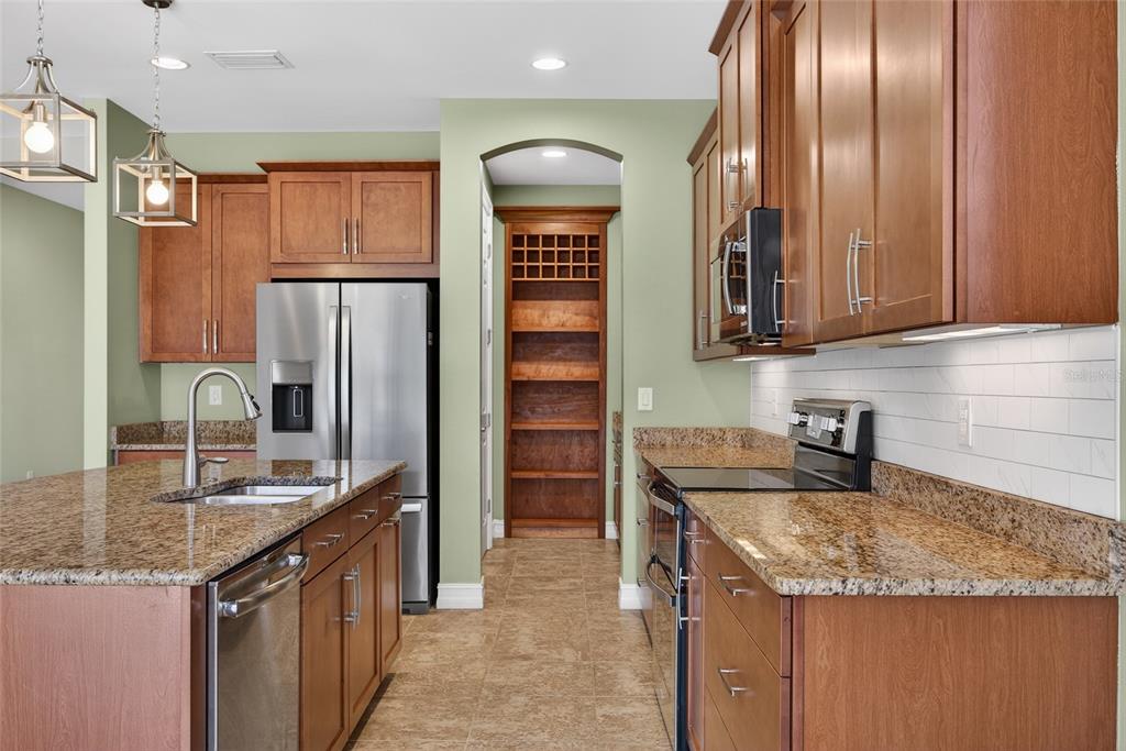 1048 Bradberry Drive Nokomis, FL 34275 - Photo 12 of 54