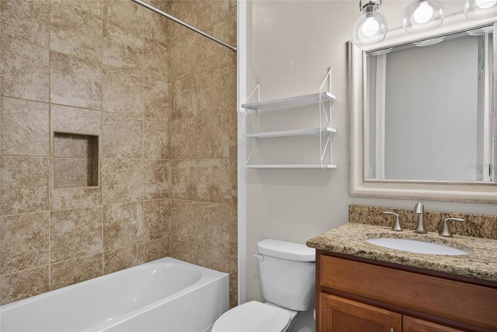 1048 Bradberry Drive Nokomis, FL 34275 - Photo 18 of 54