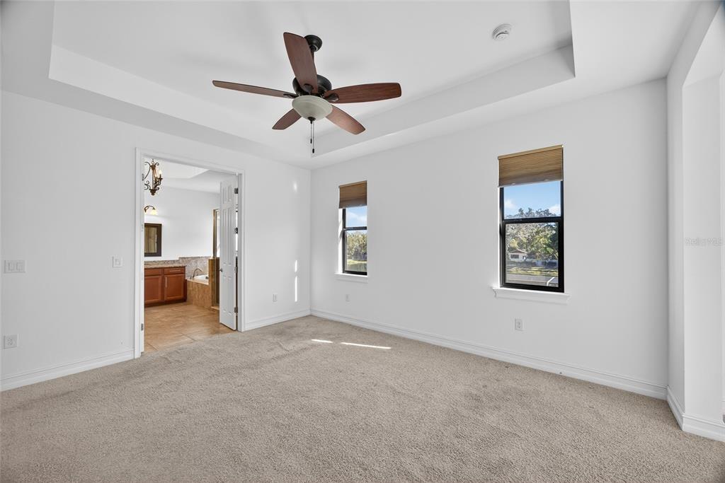 1048 Bradberry Drive Nokomis, FL 34275 - Photo 25 of 54