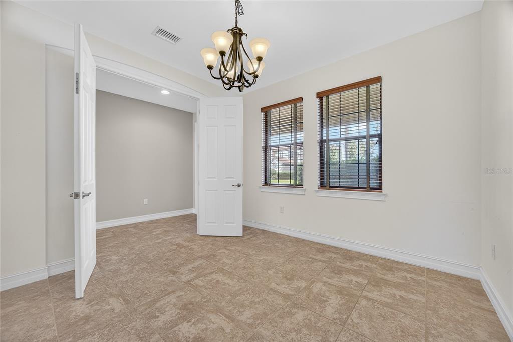 1048 Bradberry Drive Nokomis, FL 34275 - Photo 5 of 54