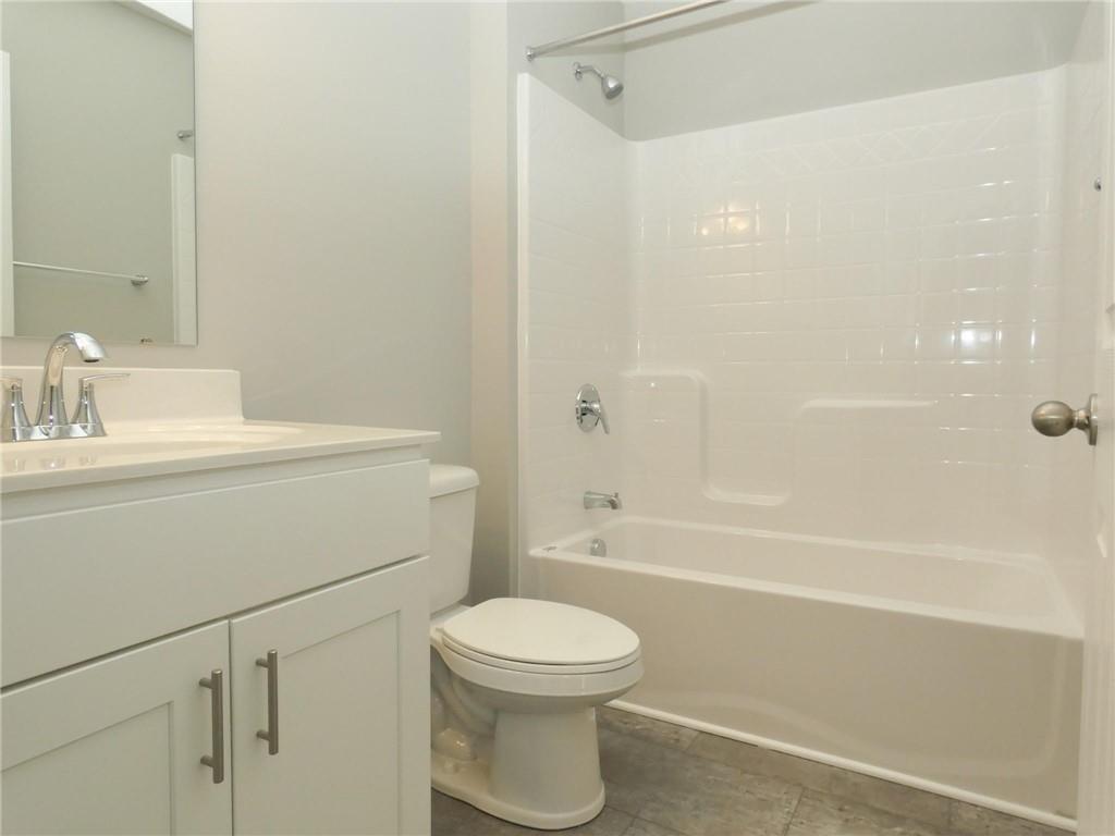 205 Lockheed Drive, Unit E Coraopolis, PA 15108 - Photo 13 of 14 Gallery Image 13