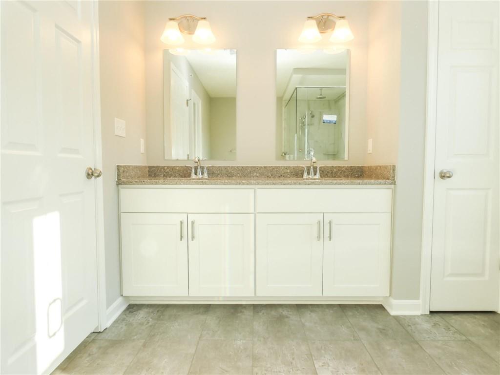 205 Lockheed Drive, Unit E Coraopolis, PA 15108 - Photo 10 of 14 Gallery Image 10