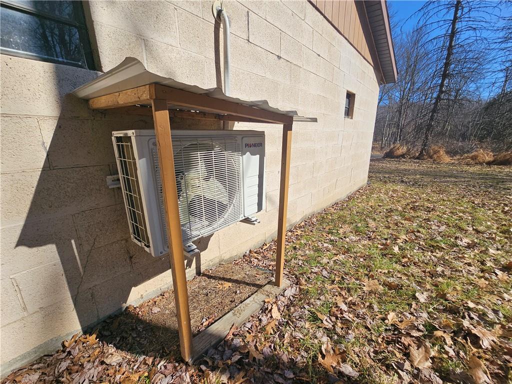 0 Timber Lane Parker, PA 16049 - Photo 10 of 19 a front view of a house with garden