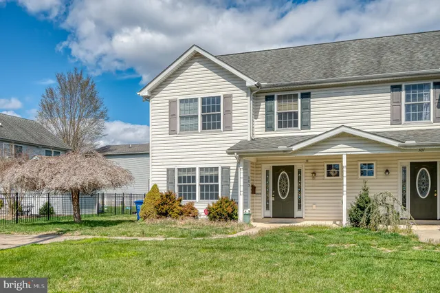 $2,100 | 503 Market Street, Aberdeen, MD 21001