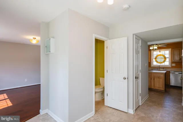 $2,100 | 503 Market Street, Aberdeen, MD 21001