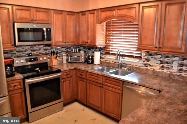 709 Twin Tree Road Ocean City, MD 21842 - Photo 9 of 33 Kitchen D
