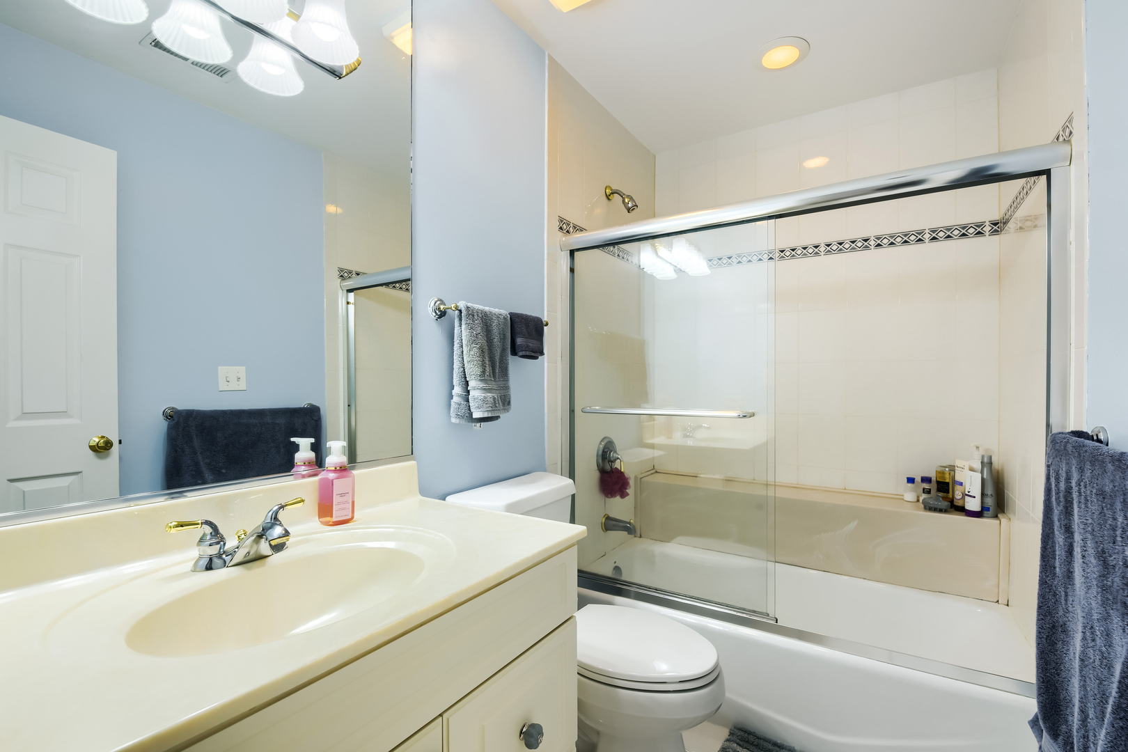 56 Ridgefield Lane Willowbrook, IL 60527 - Photo 29 of 38