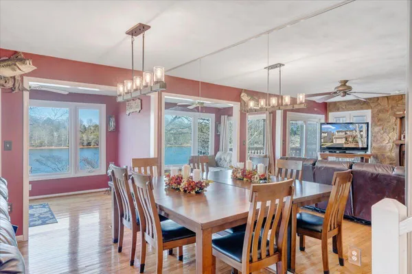 $714,600 | 287 Waterside Drive, Moneta, VA 24121