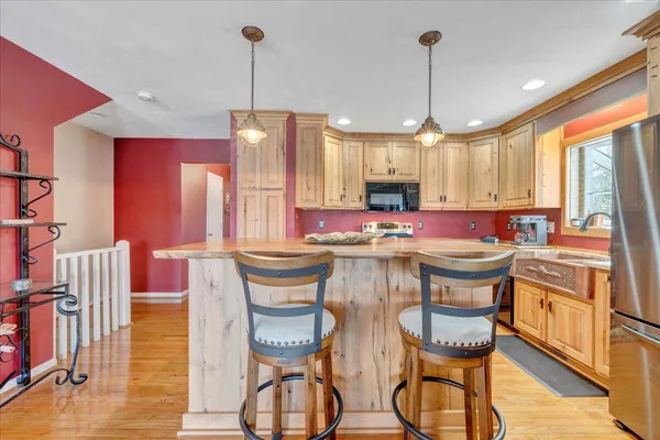 $714,600 | 287 Waterside Drive, Moneta, VA 24121