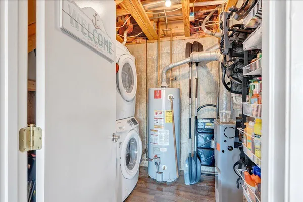 $714,600 | 287 Waterside Drive, Moneta, VA 24121